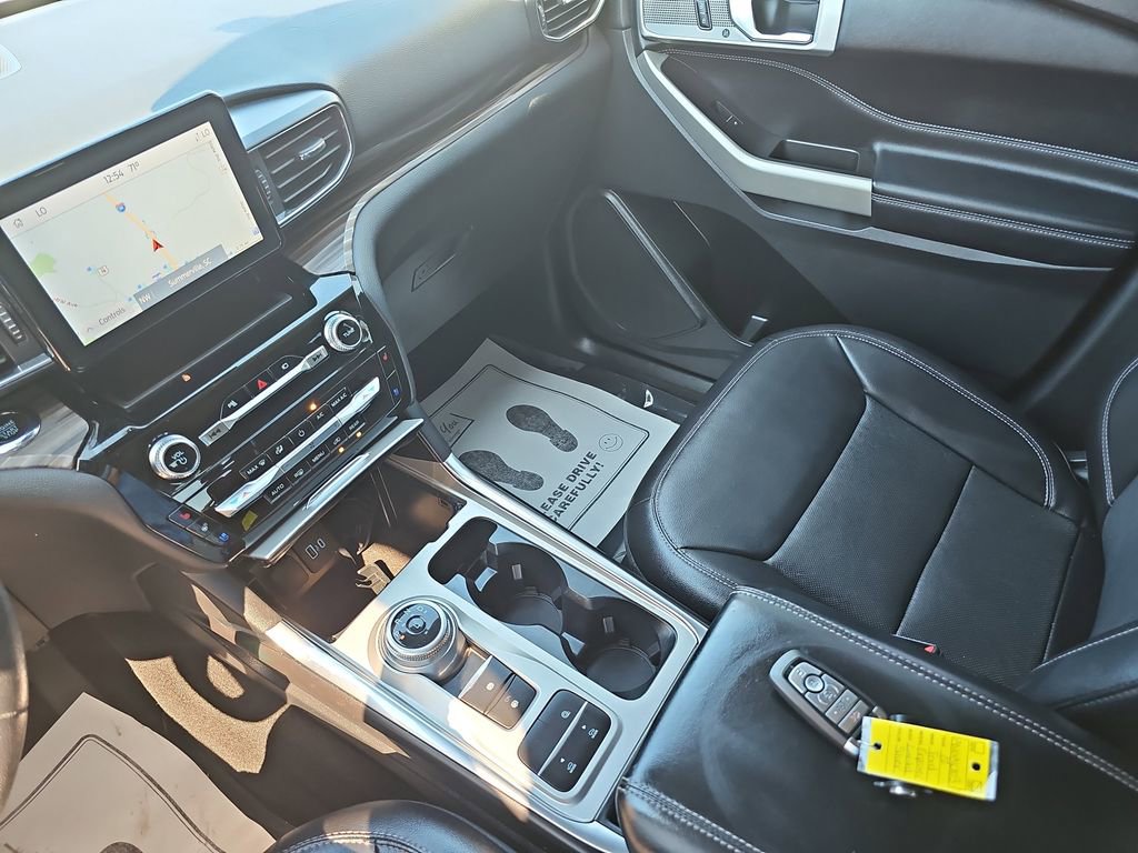Used 2022 Ford Explorer Limited w/ Equipment Group 301A image 30