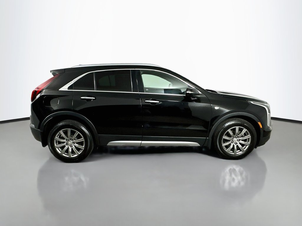 Used 2021 Cadillac XT4 Premium Luxury w/ Trailering Package AWD/4WD image 7