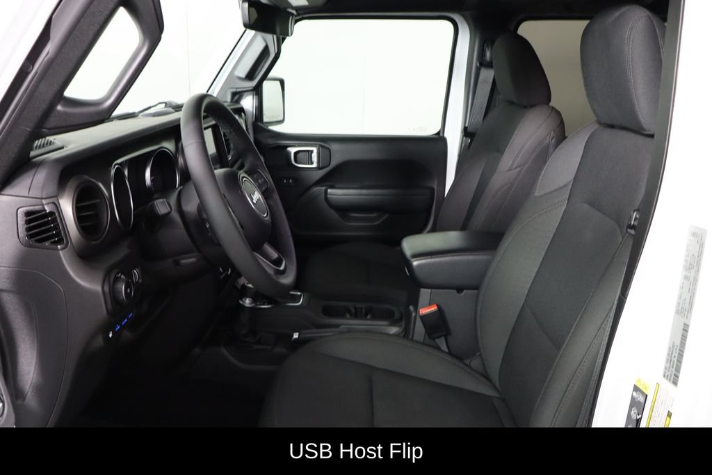 Used 2023 Jeep Wrangler Unlimited w/ Sun & Screen Package AWD/4WD image 14