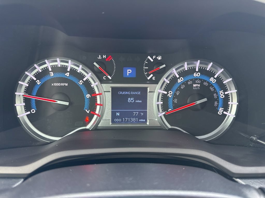 Used 2014 Toyota 4Runner Limited AWD/4WD image 13