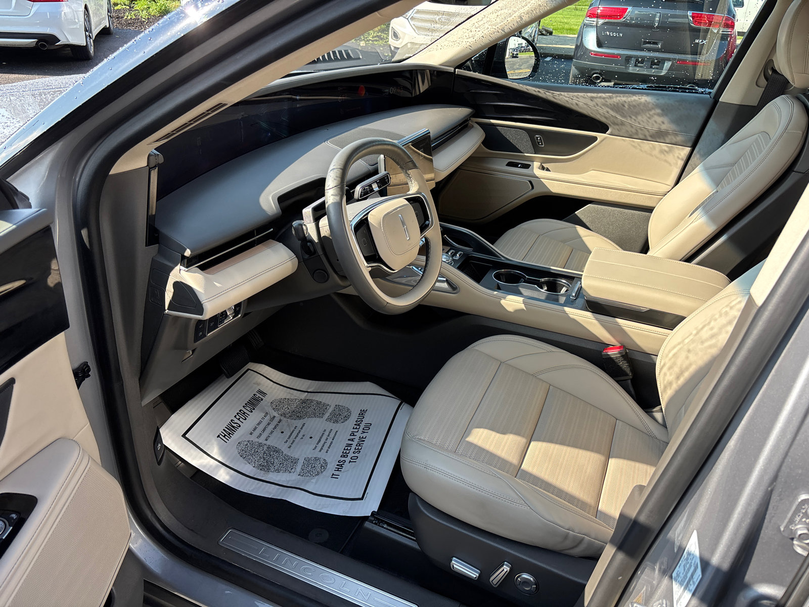 Certified 2024 Lincoln Nautilus Reserve AWD/4WD image 25