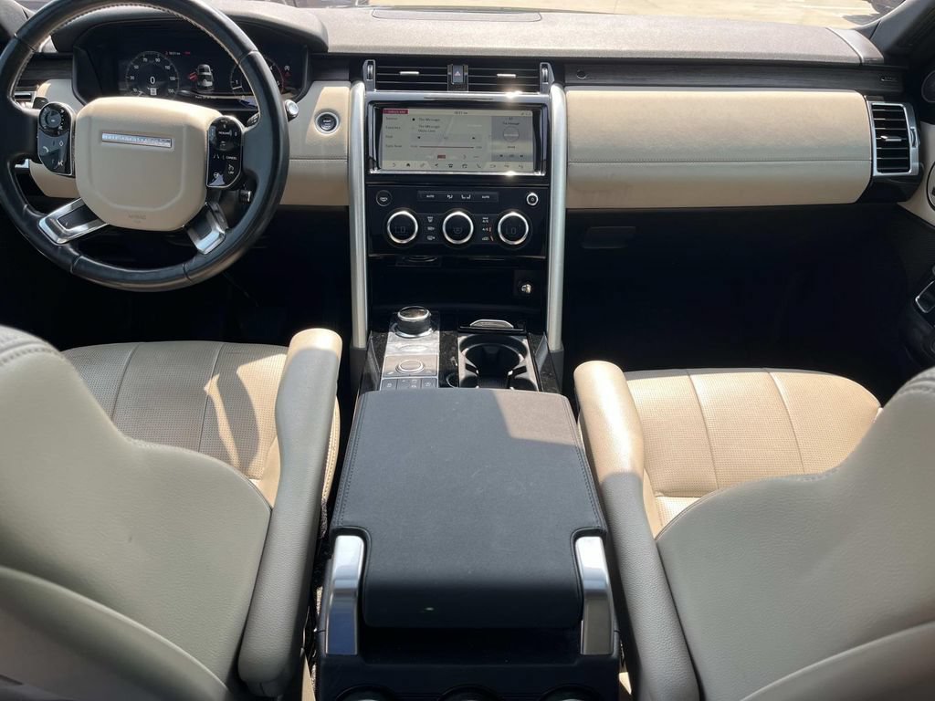 Used 2020 Land Rover Discovery HSE AWD/4WD image 12
