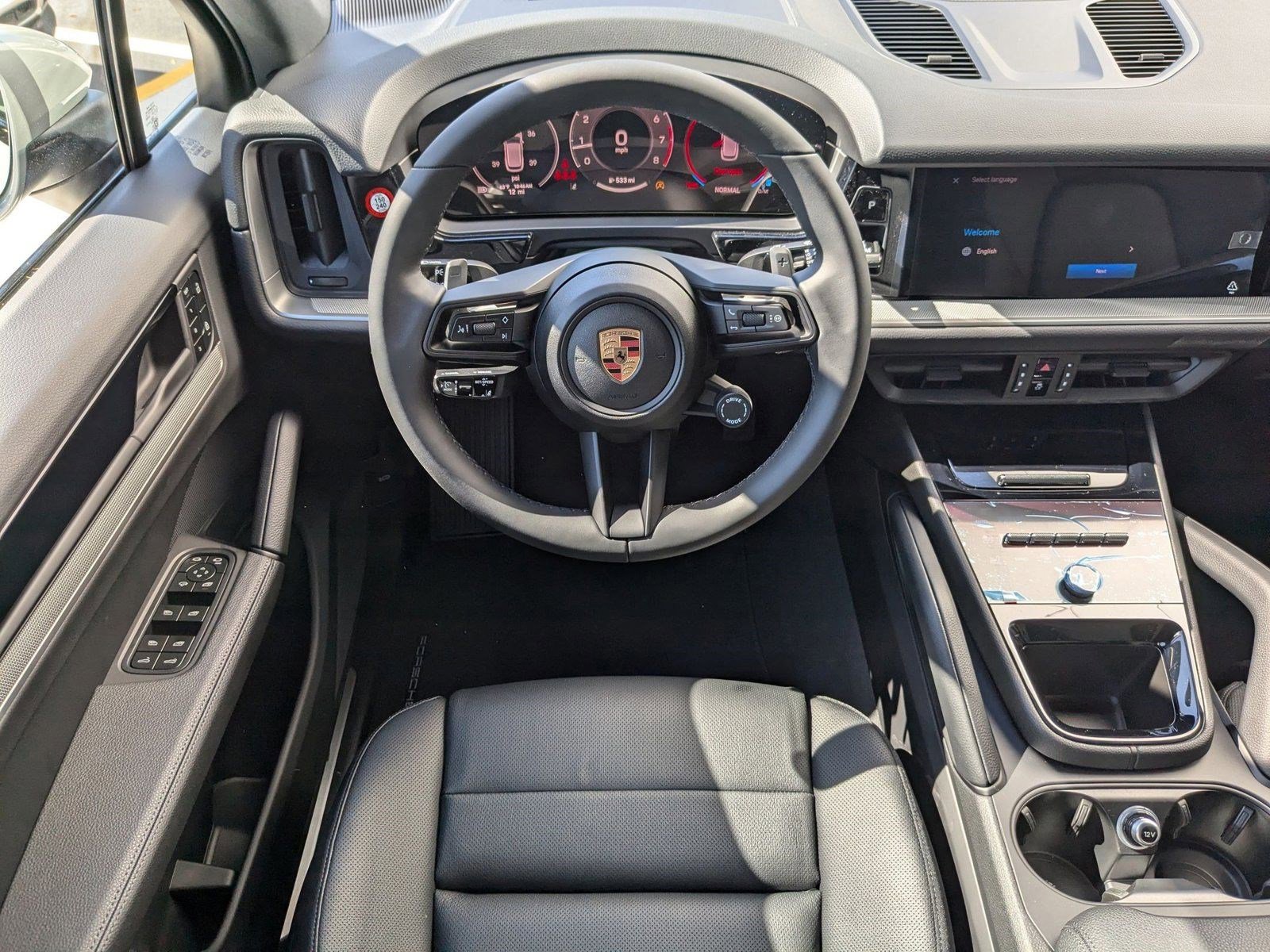 Certified 2025 Porsche Cayenne image 16
