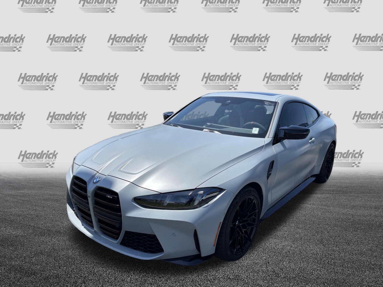 Used 2025 BMW M4 Coupe w/ Parking Assistance Package RWD image 5