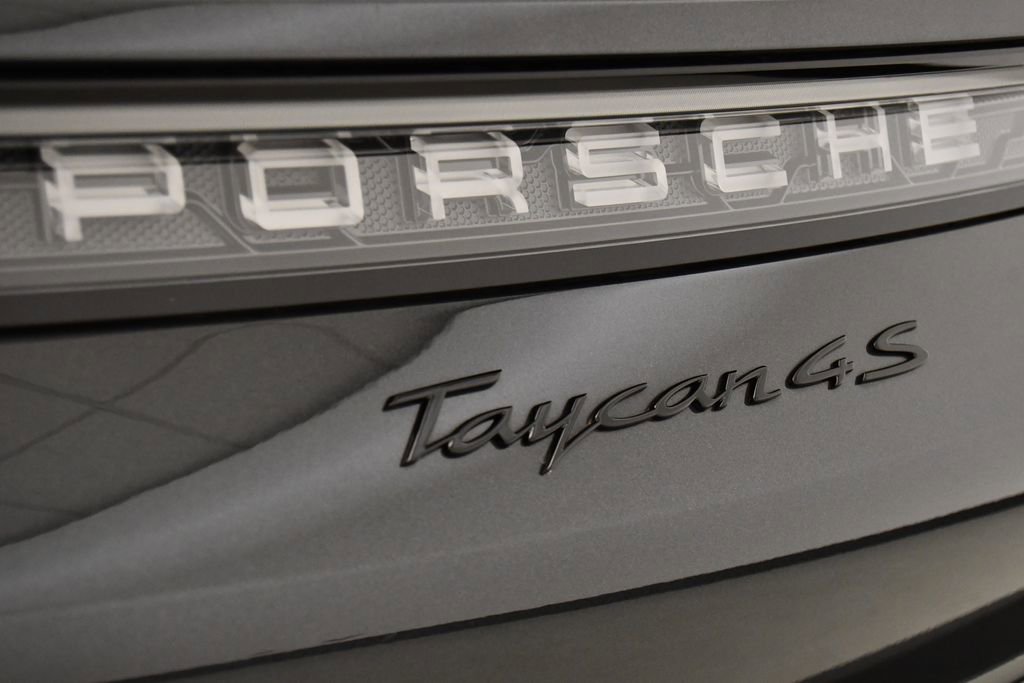 Certified 2025 Porsche Taycan 4S image 11