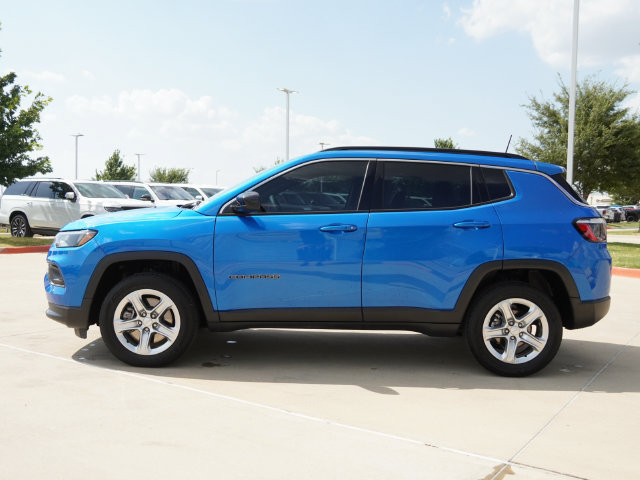 Certified 2023 Jeep Compass Latitude AWD/4WD image 6