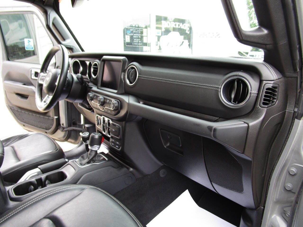 Used 2021 Jeep Wrangler Unlimited Sahara w/ Uconnect 4C Nav & Sound Group image 30