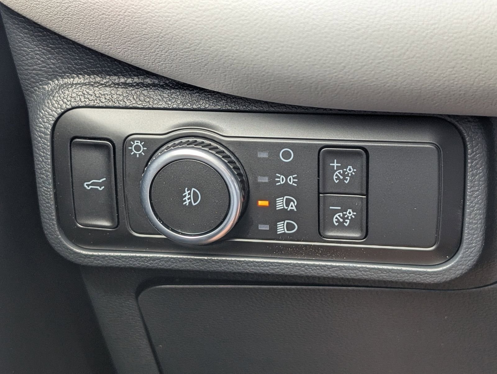 New 2026 Ford Explorer Active w/ Active Comfort Package RWD image 23