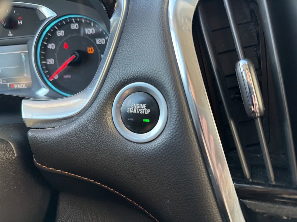 Used 2019 Chevrolet Traverse LT image 8