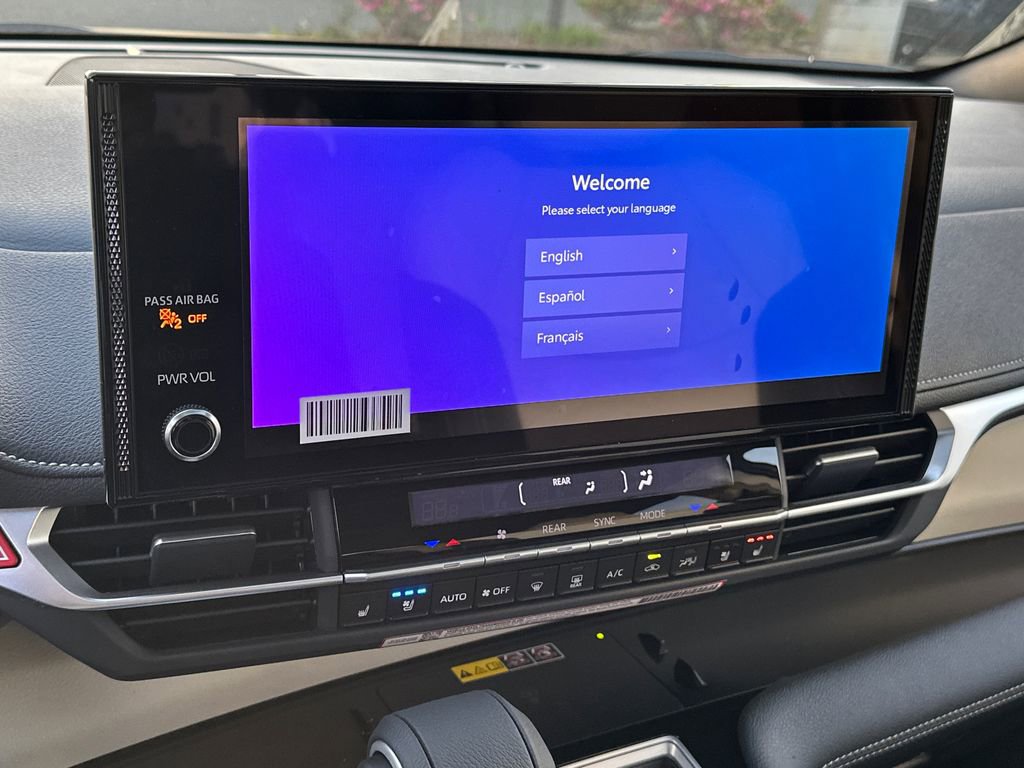 New 2026 Toyota Sienna Platinum image 25