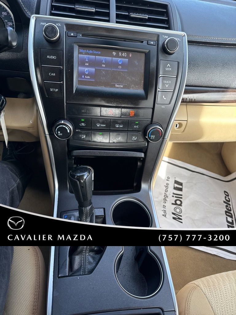 Used 2016 Toyota Camry LE image 12