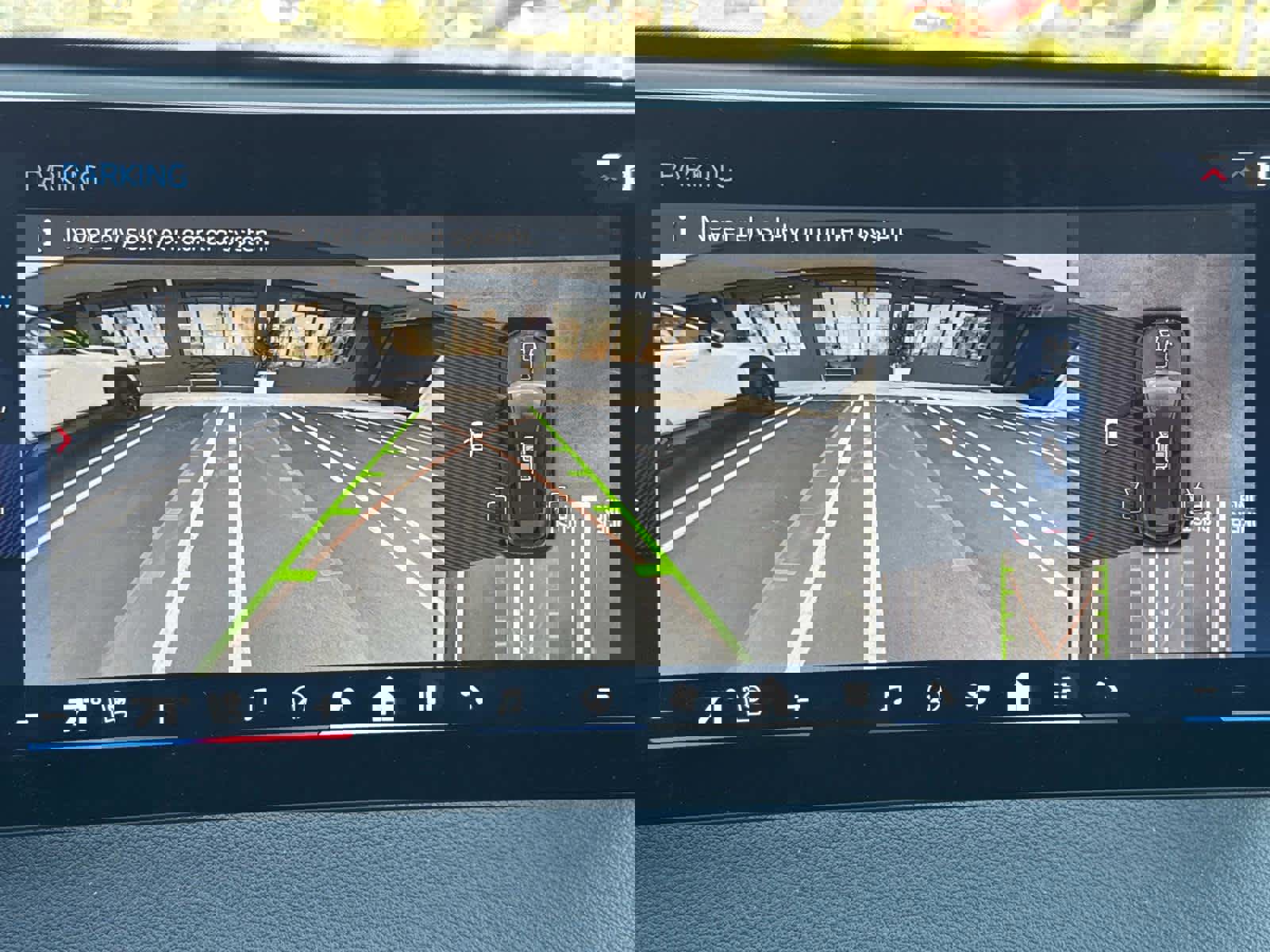 Certified 2025 BMW iX M60 image 25