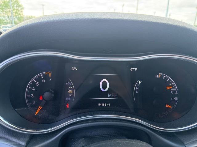 Used 2020 Jeep Grand Cherokee Altitude AWD/4WD image 12