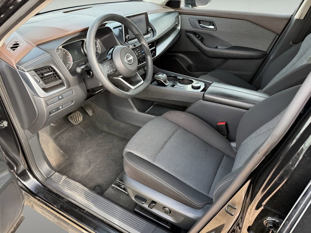 Used 2023 Nissan Rogue SV AWD/4WD image 10