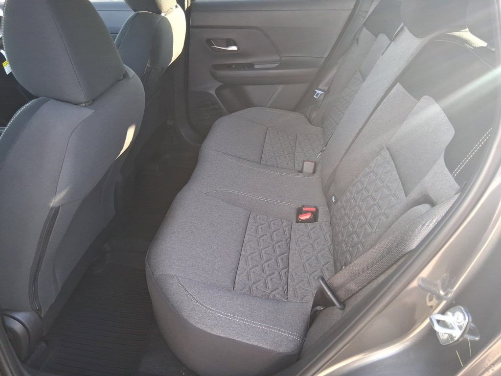 New 2026 Nissan Kicks SV image 22