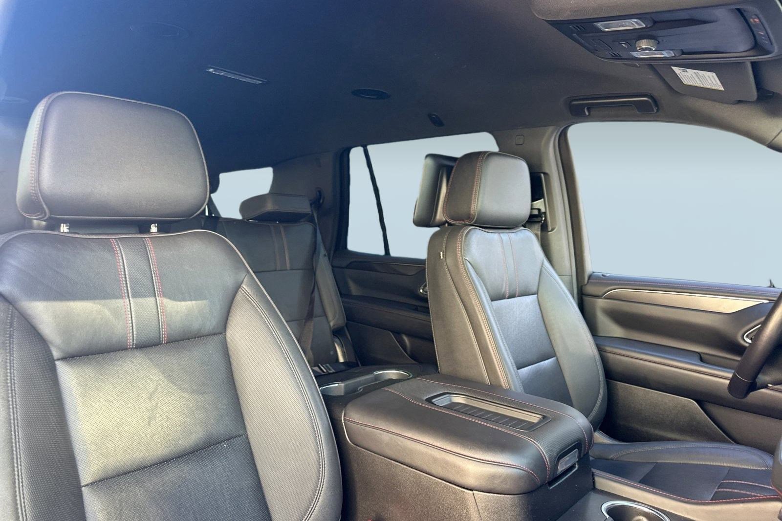 Used 2022 Chevrolet Tahoe RST image 32