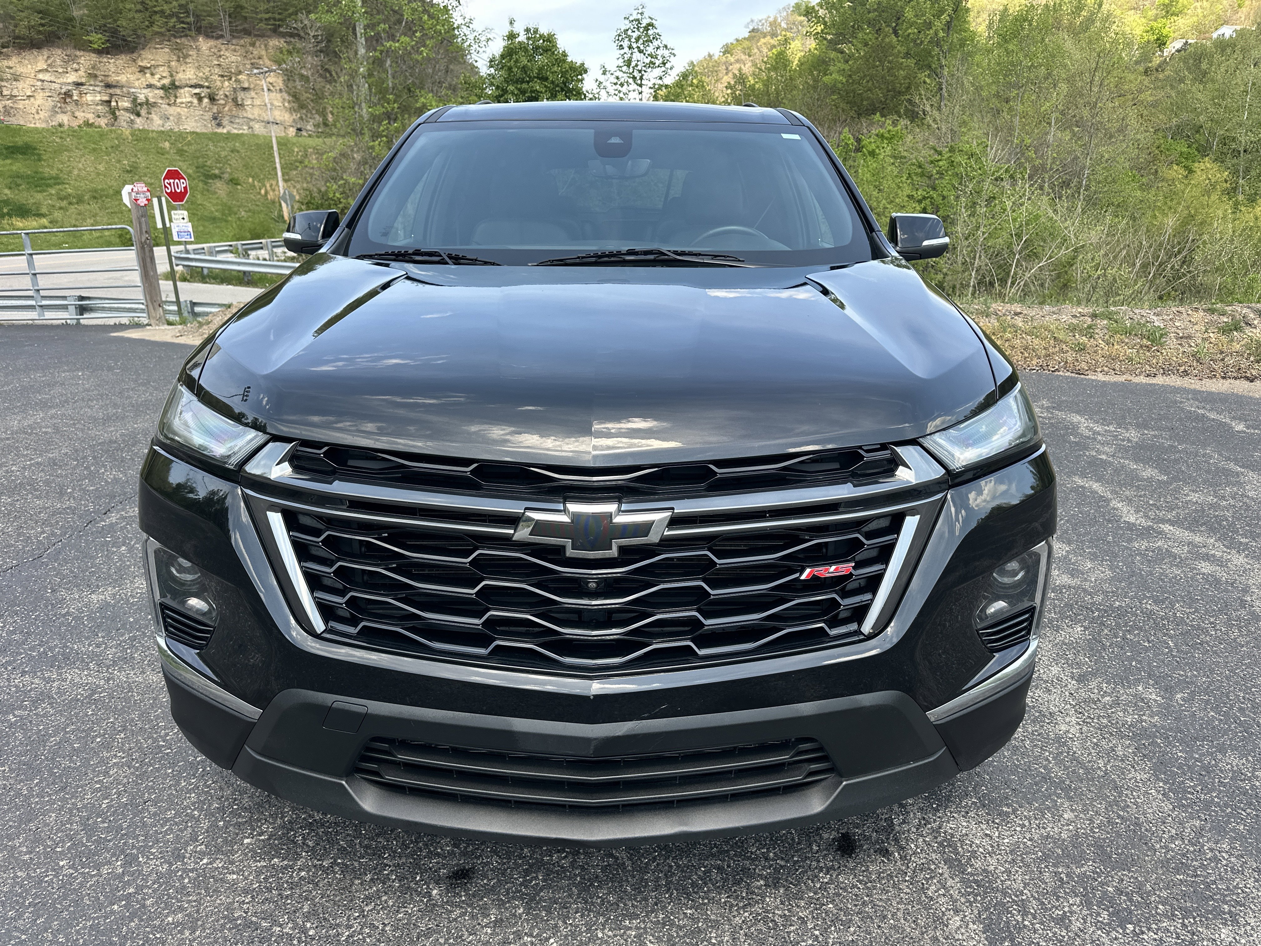 Used 2023 Chevrolet Traverse RS AWD/4WD image 7