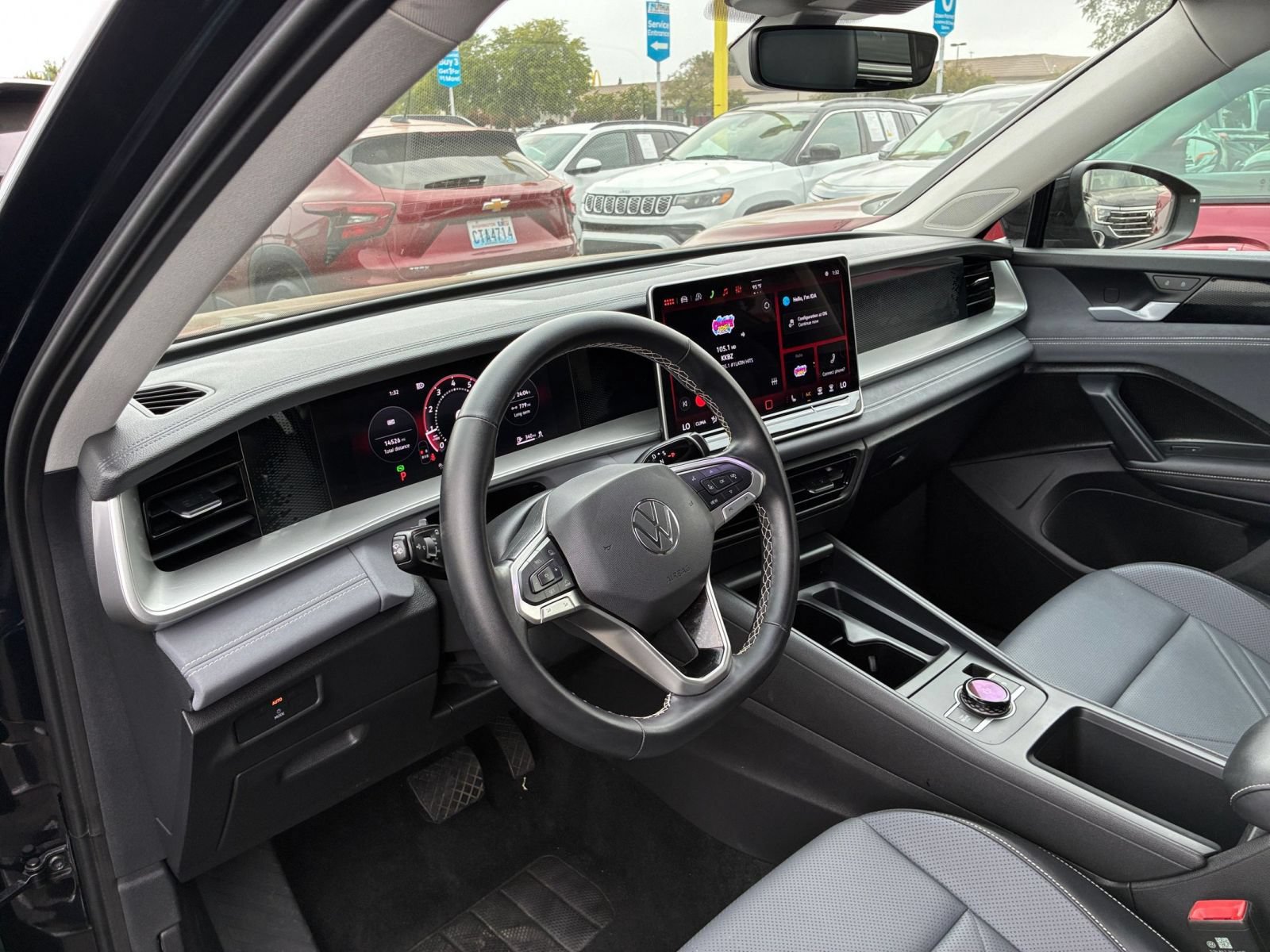 Used 2026 Volkswagen Tiguan SE AWD/4WD image 36