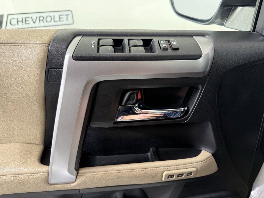 Used 2022 Toyota 4Runner Limited image 18