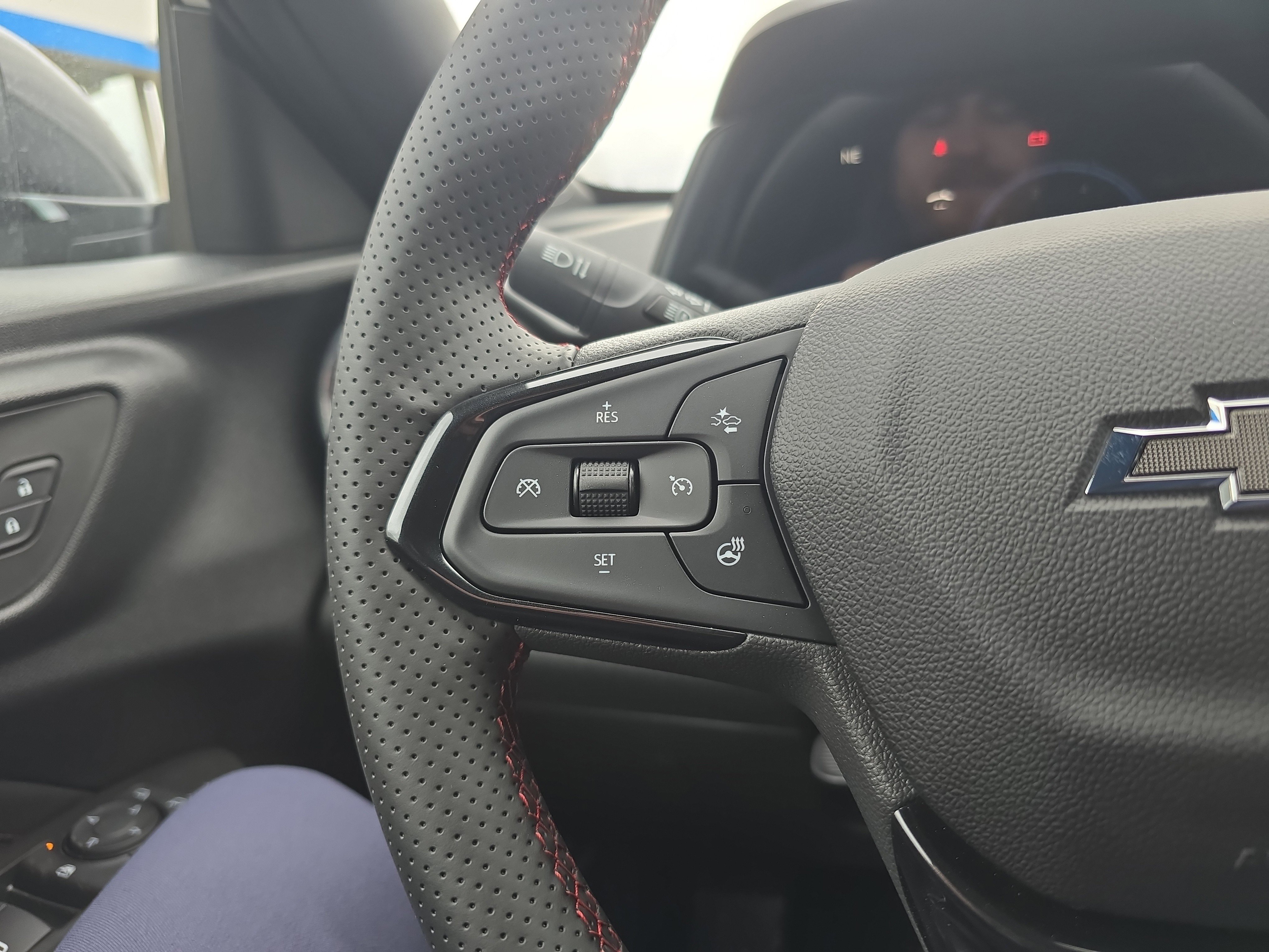 New 2026 Chevrolet Trax RS image 21