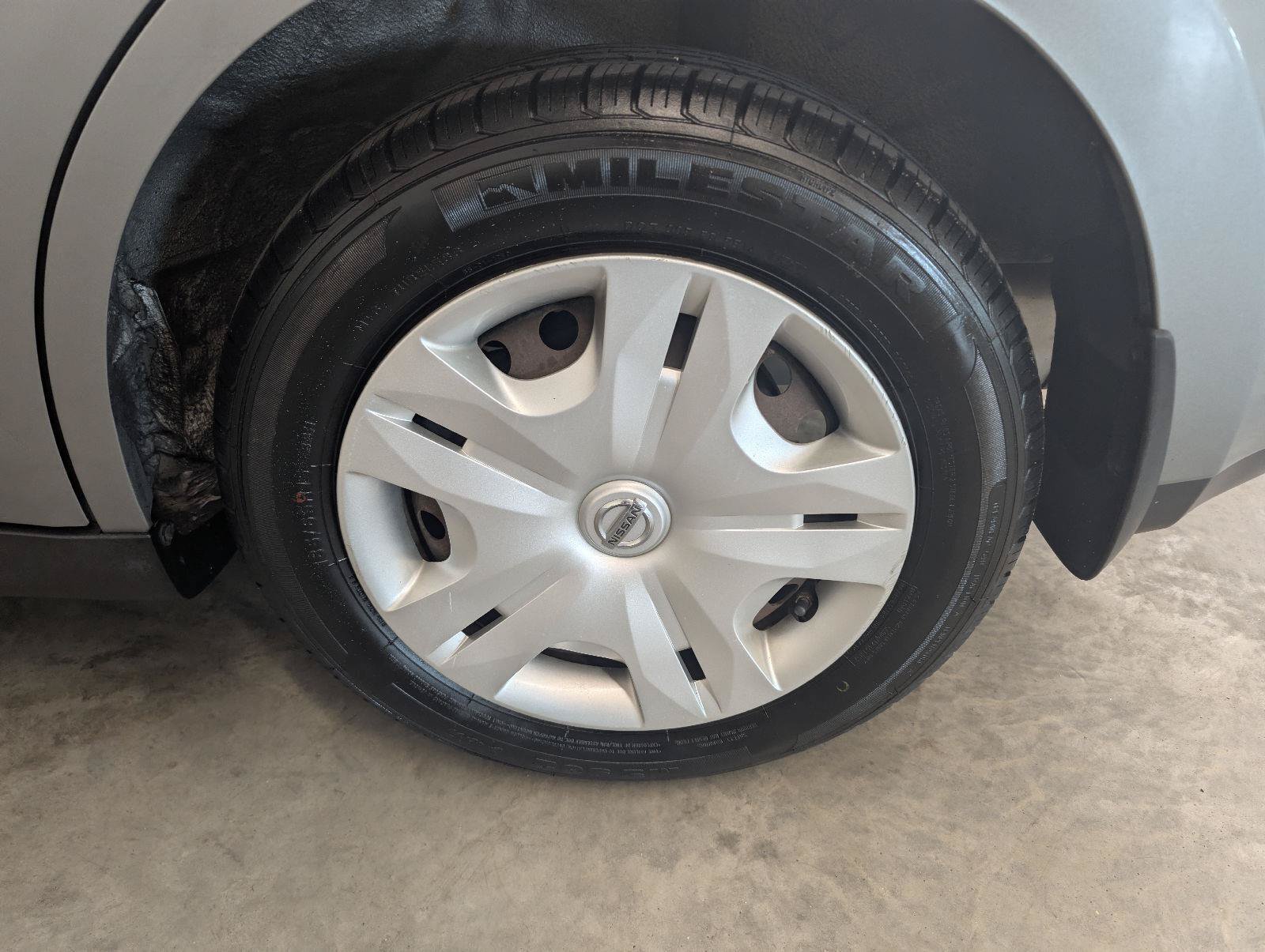 Used 2011 Nissan Versa 1.8 S w/ Plus Pkg FWD image 44