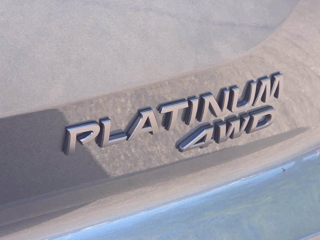 New 2026 Nissan Pathfinder Platinum w/ Accent Package AWD/4WD image 6