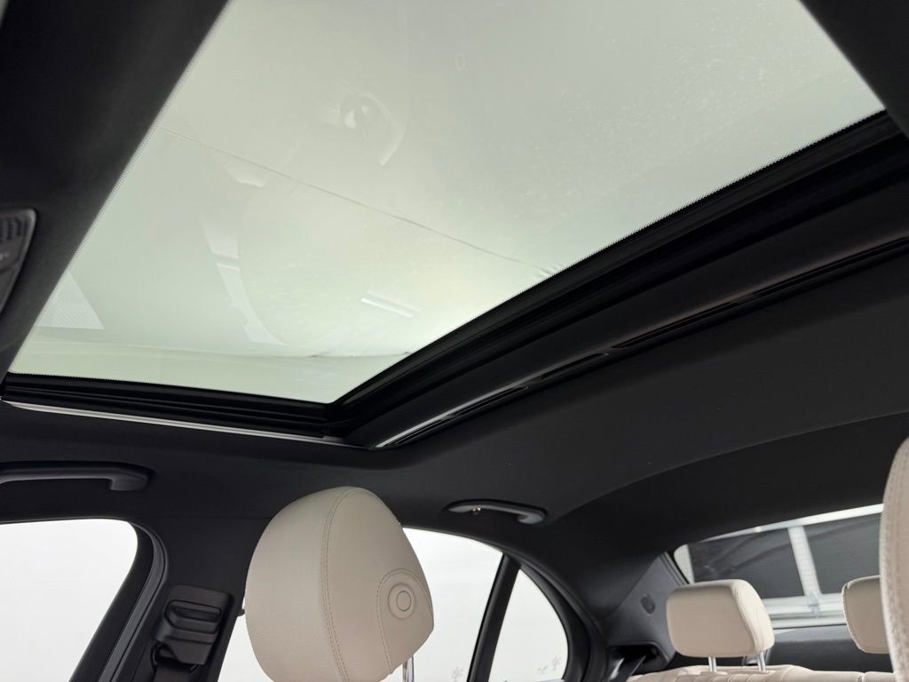 Used 2018 Mercedes-Benz E 300 4MATIC image 25