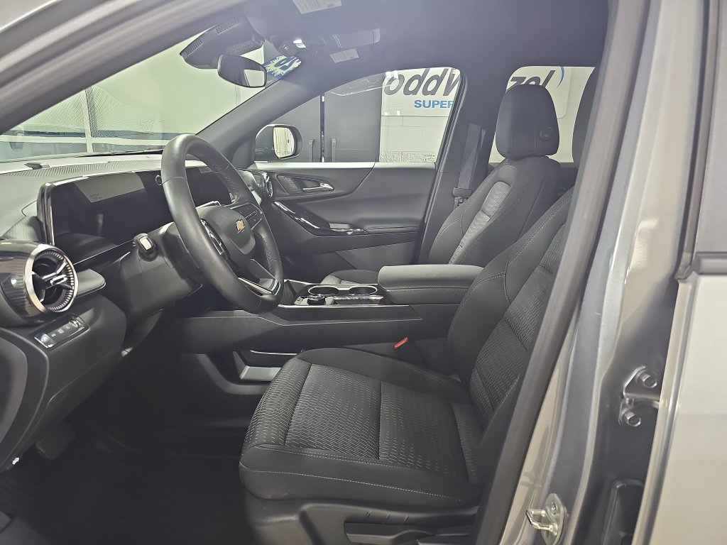 Certified 2026 Chevrolet Equinox LT AWD/4WD image 18