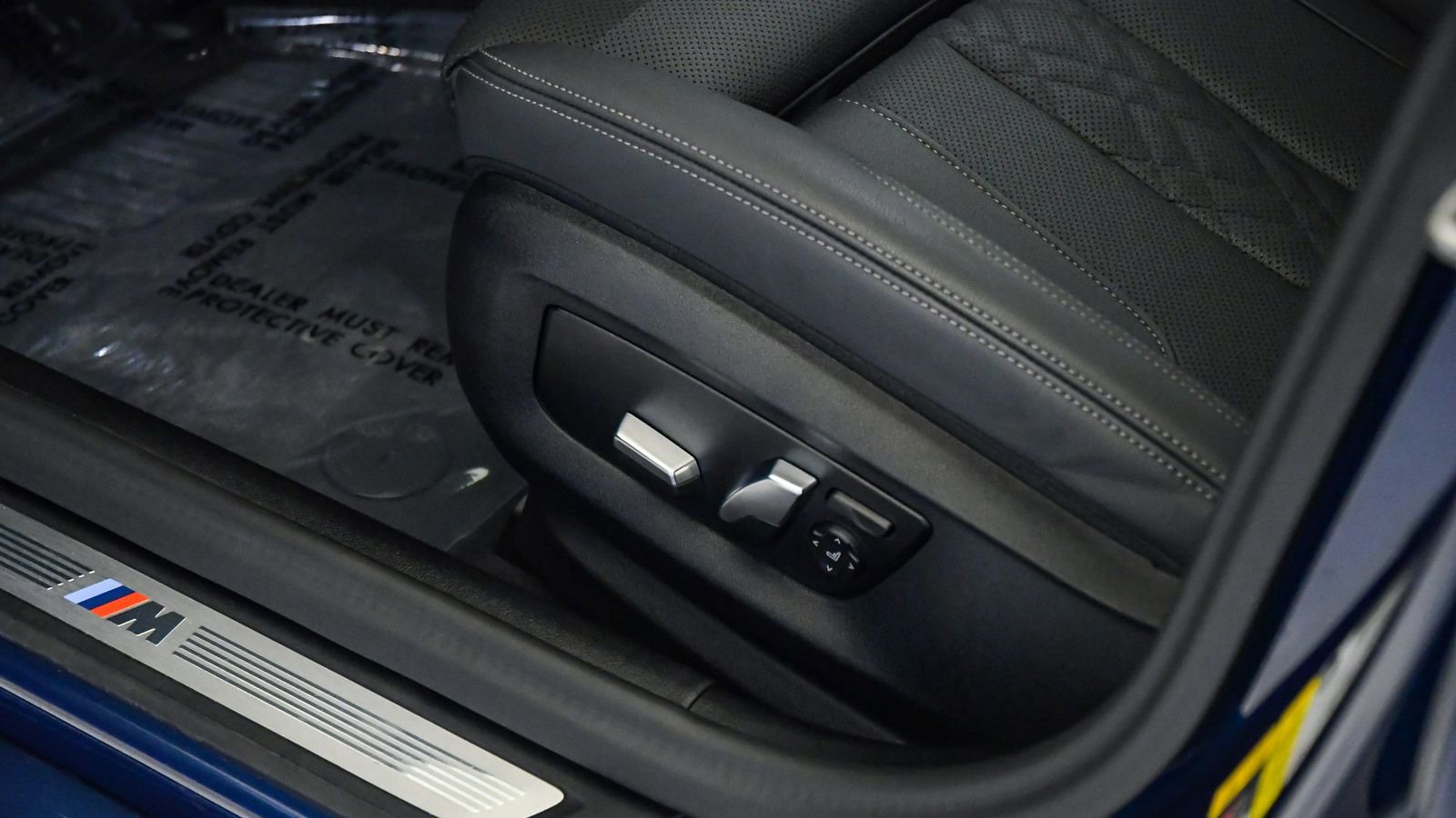 Certified 2023 BMW 530e w/ M Sport Package image 26