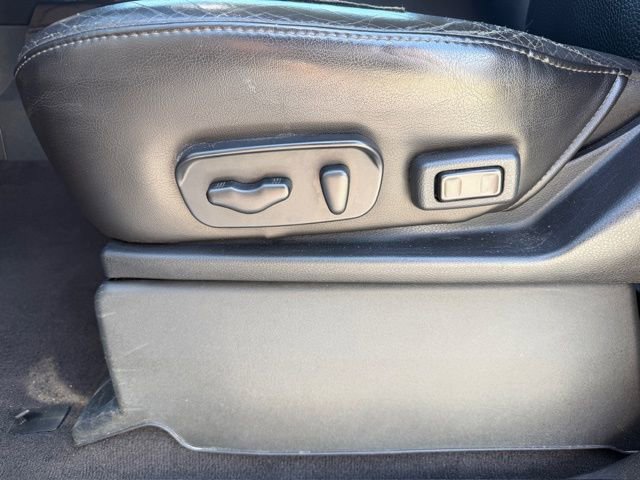 Used 2015 Nissan Titan SL w/ SL Heavy Metal Package image 10