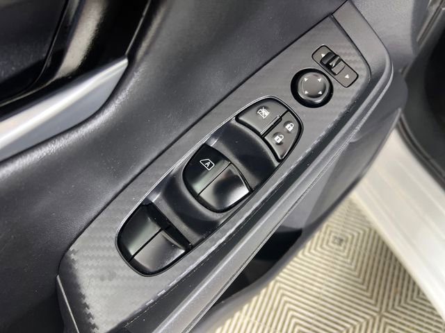 Used 2024 Nissan Sentra SV FWD image 12