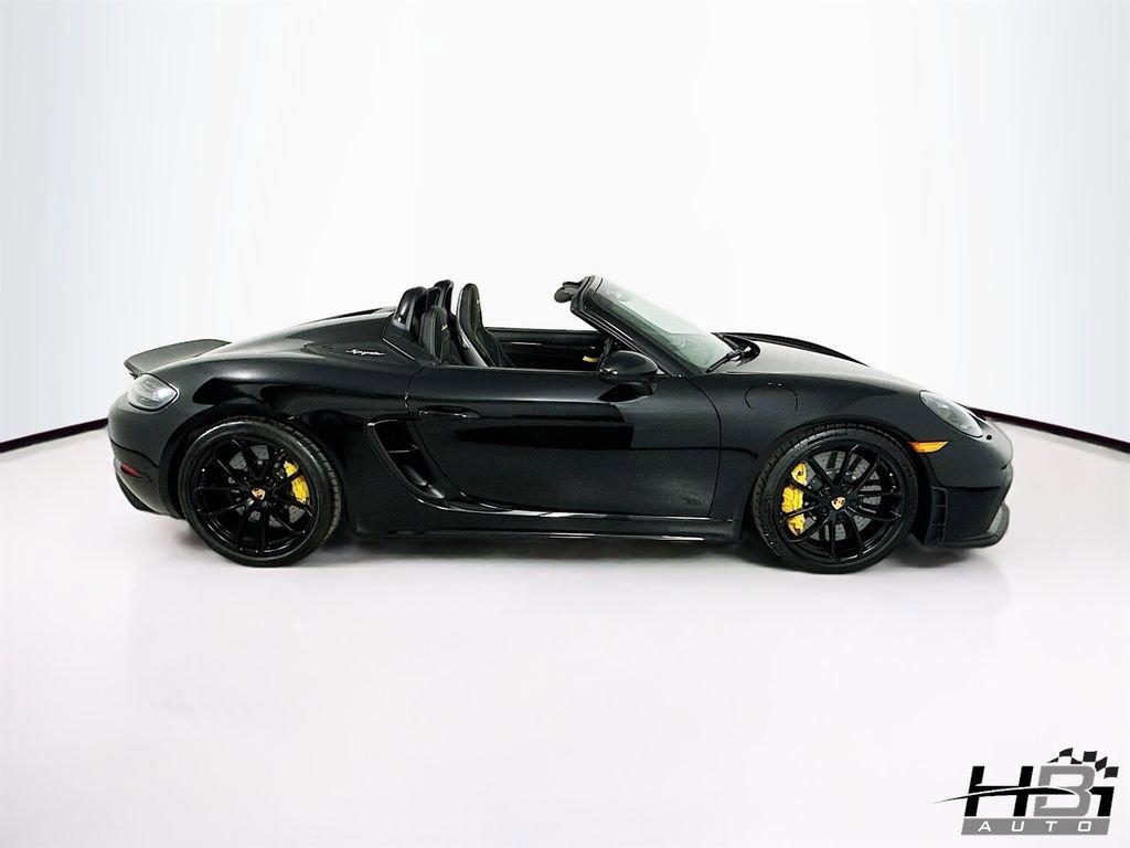 Used 2022 Porsche 718 Boxster Spyder RWD image 19