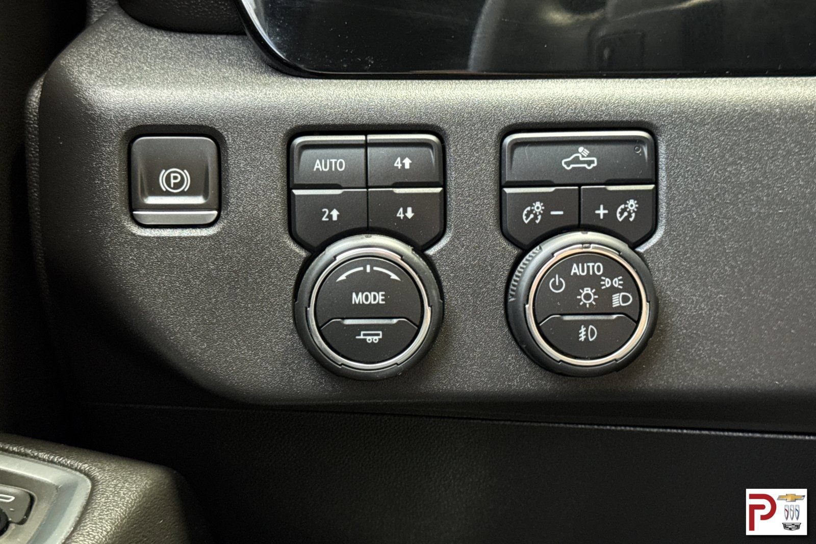 Certified 2023 Chevrolet Silverado 1500 LT Trail Boss w/ LPO, Dark Essentials Package AWD/4WD image 30
