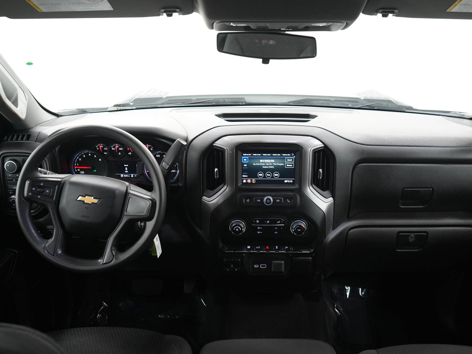 Used 2022 Chevrolet Silverado 2500 Custom w/ Gooseneck/5TH Wheel Package AWD/4WD image 16