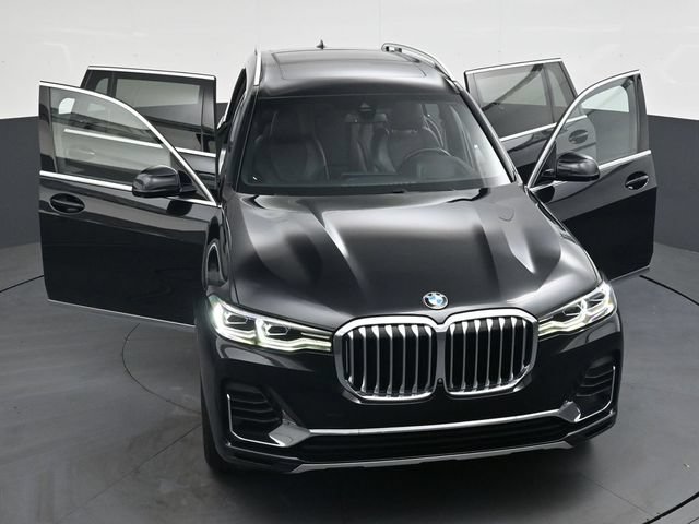 Used 2020 BMW X7 xDrive40i w/ Premium Package AWD/4WD image 42