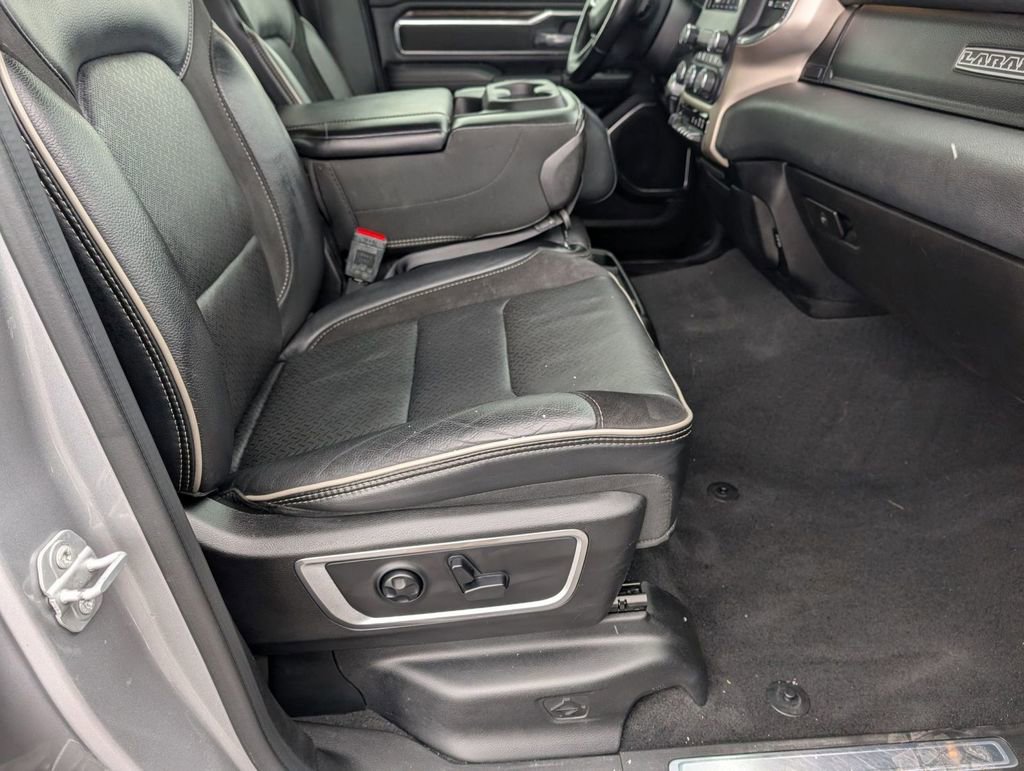Used 2019 RAM 1500 Laramie image 44