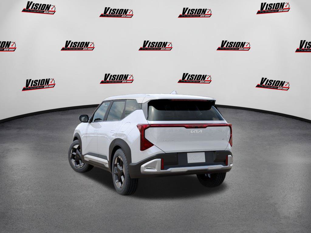 New 2027 Kia Seltos S AWD/4WD image 4