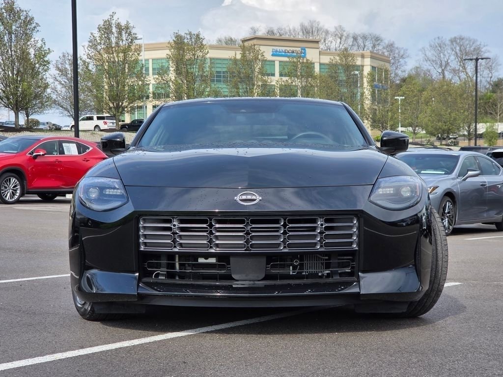 Used 2025 Nissan Z Sport w/ Floor Mat Package image 3
