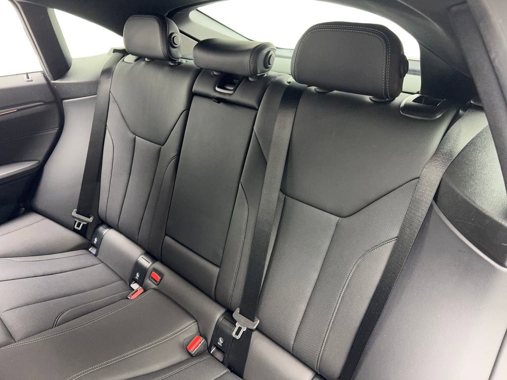 Used 2023 BMW i4 eDrive35 image 35