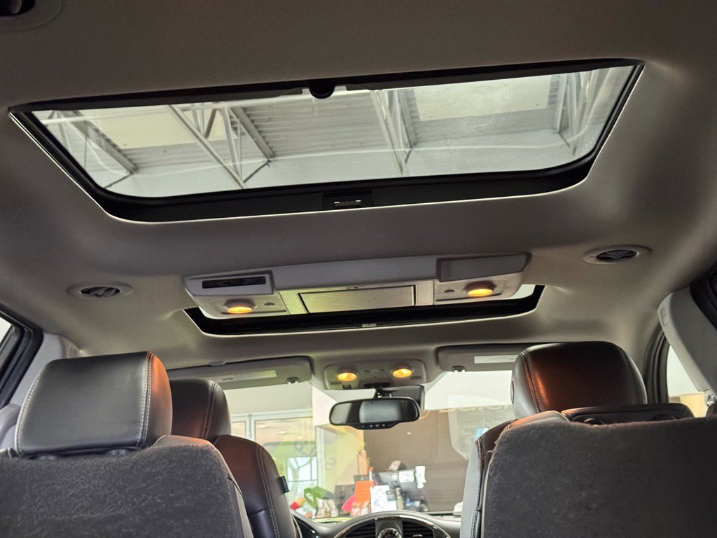 Used 2015 Buick Enclave Premium w/ Experience Buick Package image 11