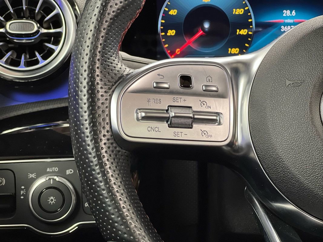 Used 2022 Mercedes-Benz A 220 4MATIC image 27