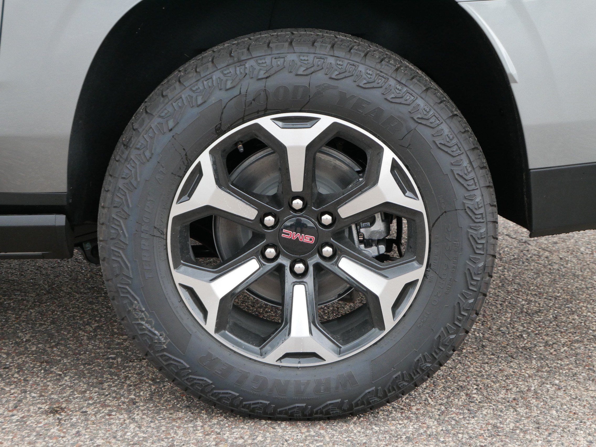 New 2026 GMC Yukon XL AT4 w/ AT4 Premium Package AWD/4WD image 3