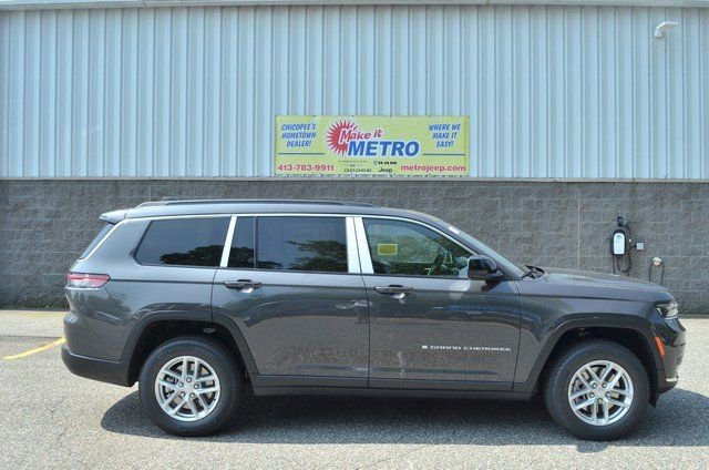 New 2025 Jeep Grand Cherokee L Laredo w/ Luxury Tech Group I