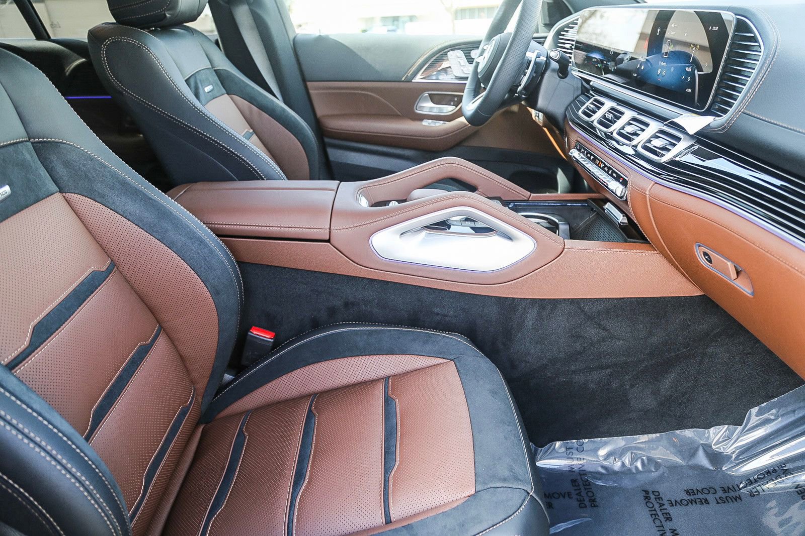New 2024 Mercedes-Benz GLE 53 AMG 4MATIC Coupe w/ Driver Assistance Package image 14