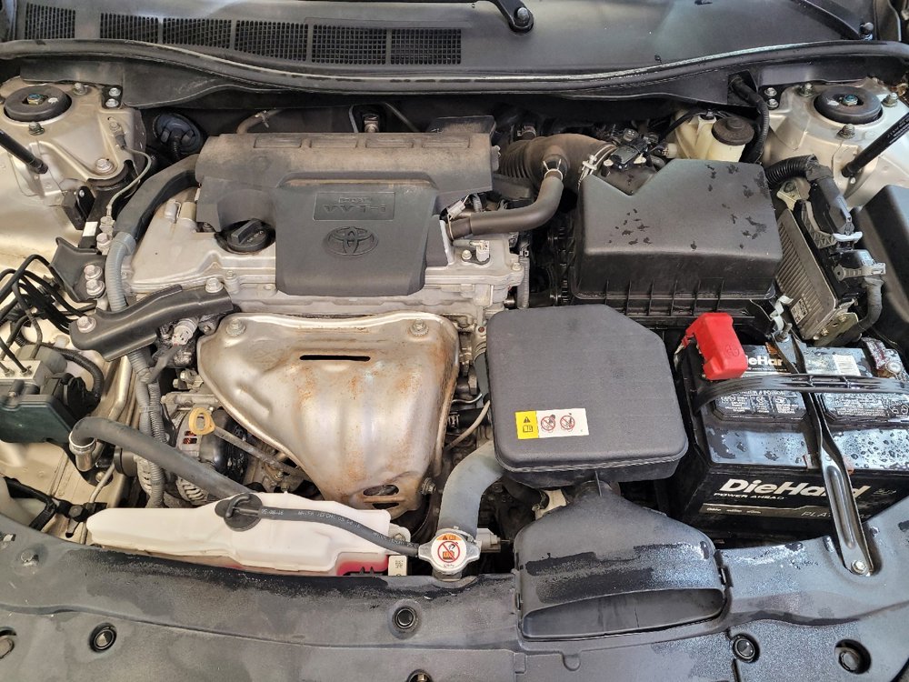 Used 2017 Toyota Camry LE image 30