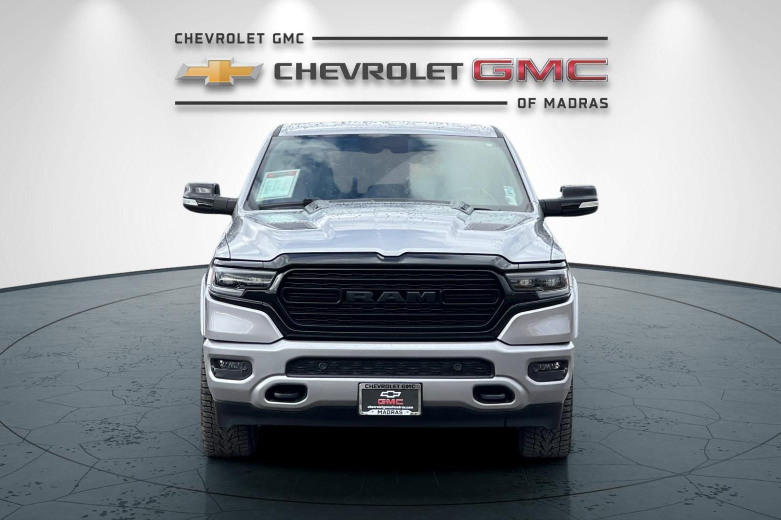 Used 2022 RAM 1500 Limited w/ Night Edition image 8
