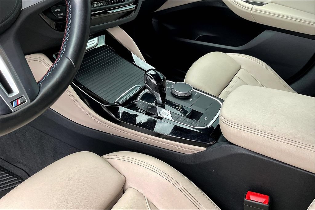 Used 2022 BMW X4 M40i AWD/4WD image 18