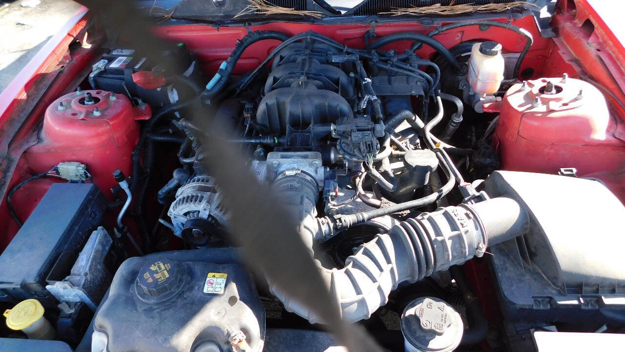 Used 2010 Ford Mustang Premium image 20