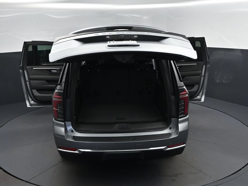 New 2026 Chevrolet Suburban LS RWD image 49
