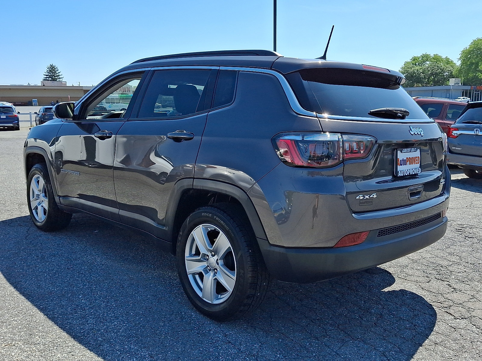 Used 2022 Jeep Compass Latitude w/ Convenience Group AWD/4WD image 4